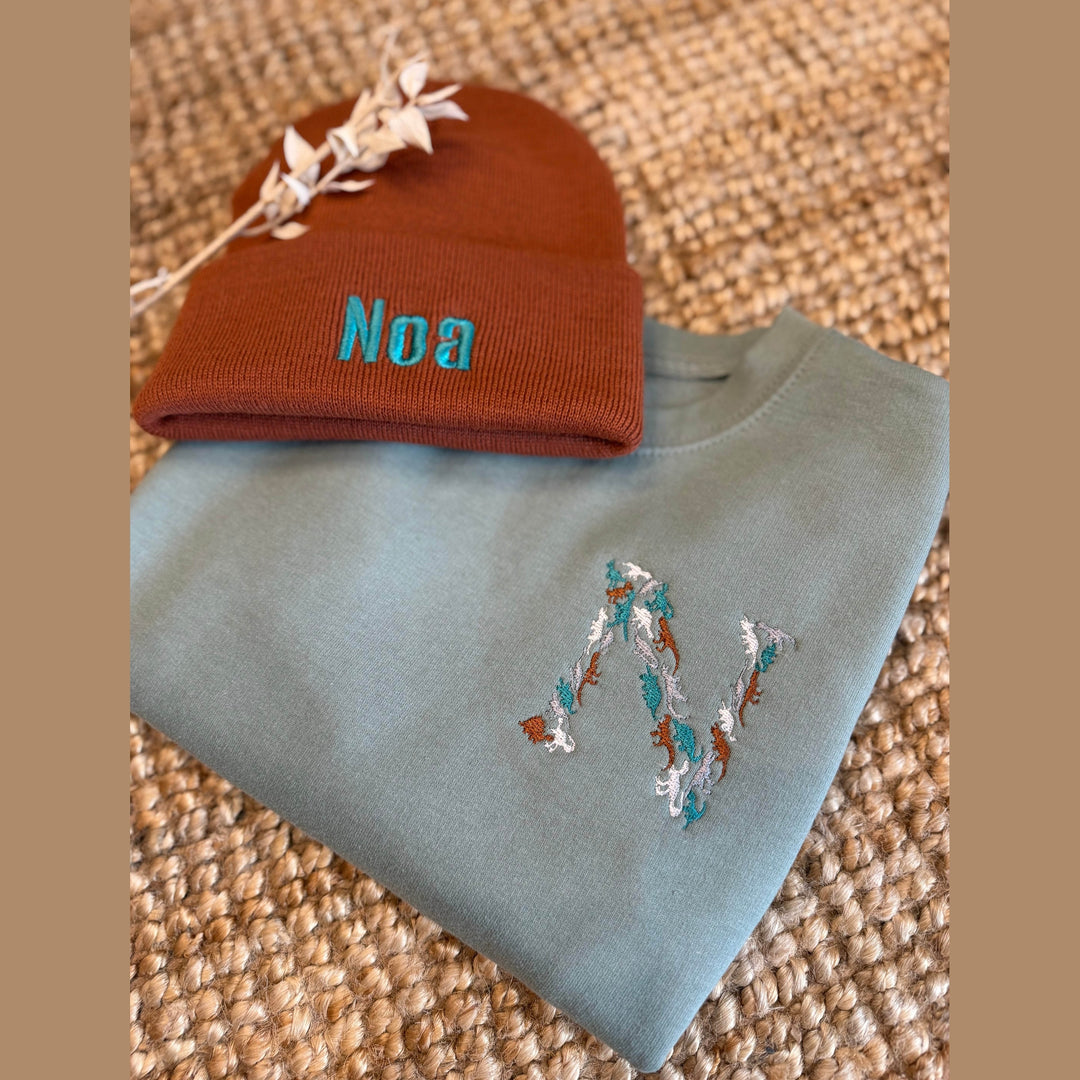 Dino sweater voor kinderen - Initiaal - Geborduurd - Caro B Handmade