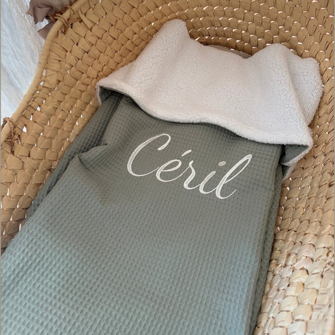 Babydeken in teddy & wafelstof - Handgemaakt & geborduurd - Zelf samen te stellen Caro B Handmade