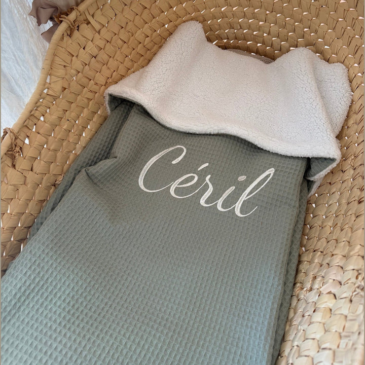 Babydeken in teddy & wafelstof - Handgemaakt & geborduurd - Zelf samen te stellen Caro B Handmade