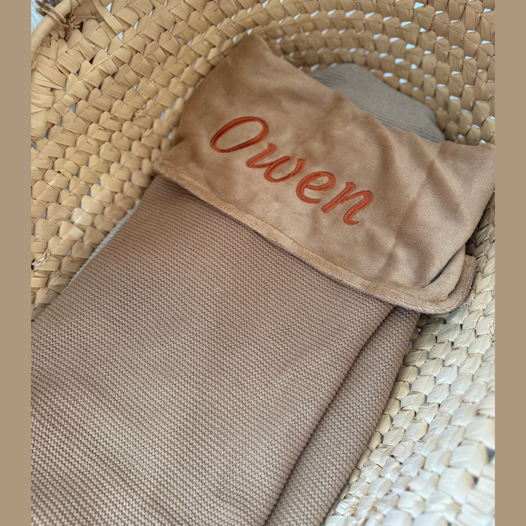 Babydeken Basic Knit Fleece – Gepersonaliseerd met naam Jollein