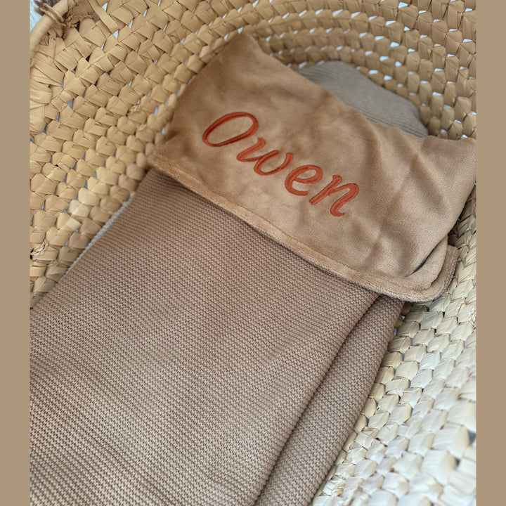 Babydeken Basic Knit Fleece – Gepersonaliseerd met naam Jollein