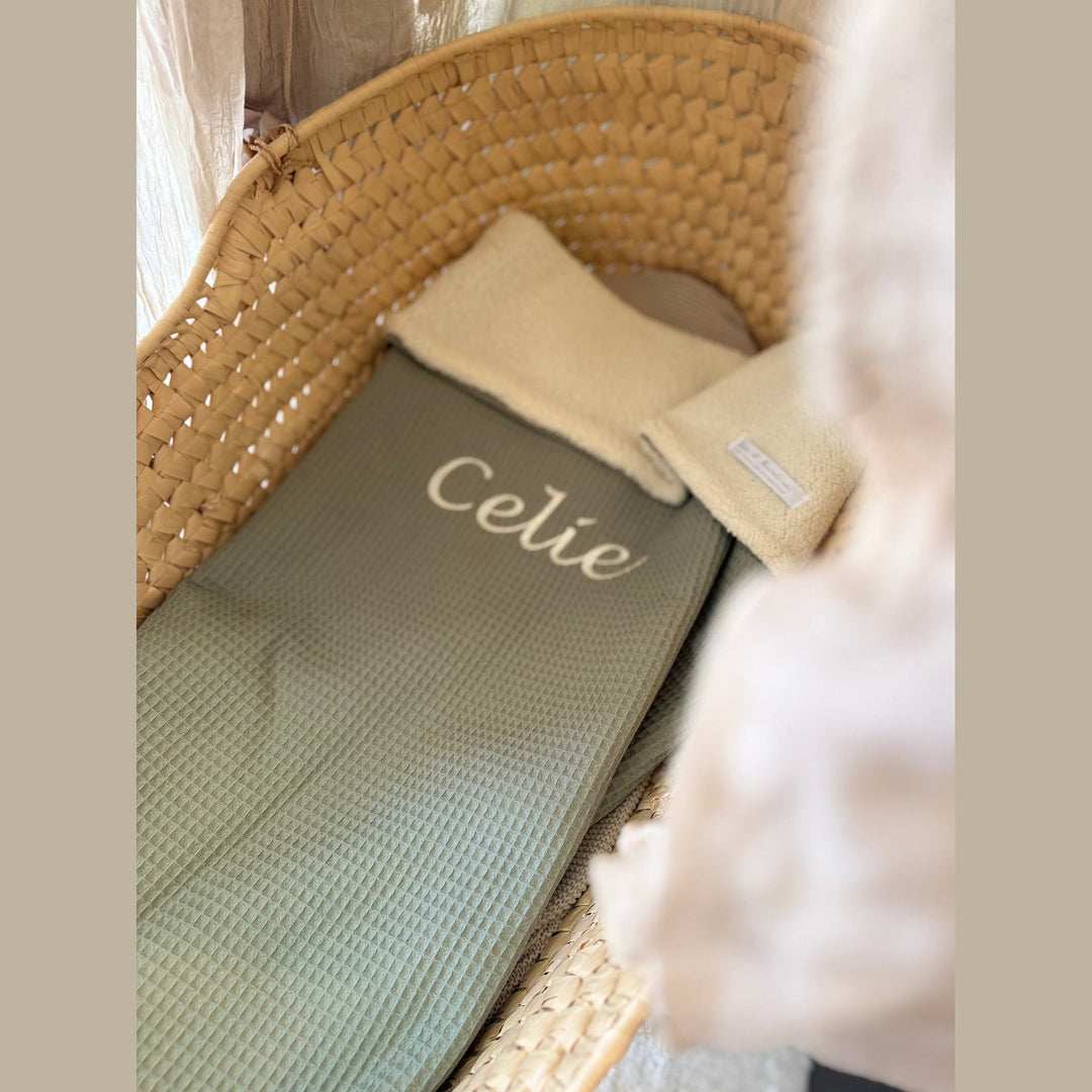 Babydeken in teddy & wafelstof - Handgemaakt & geborduurd - Zelf samen te stellen Caro B Handmade