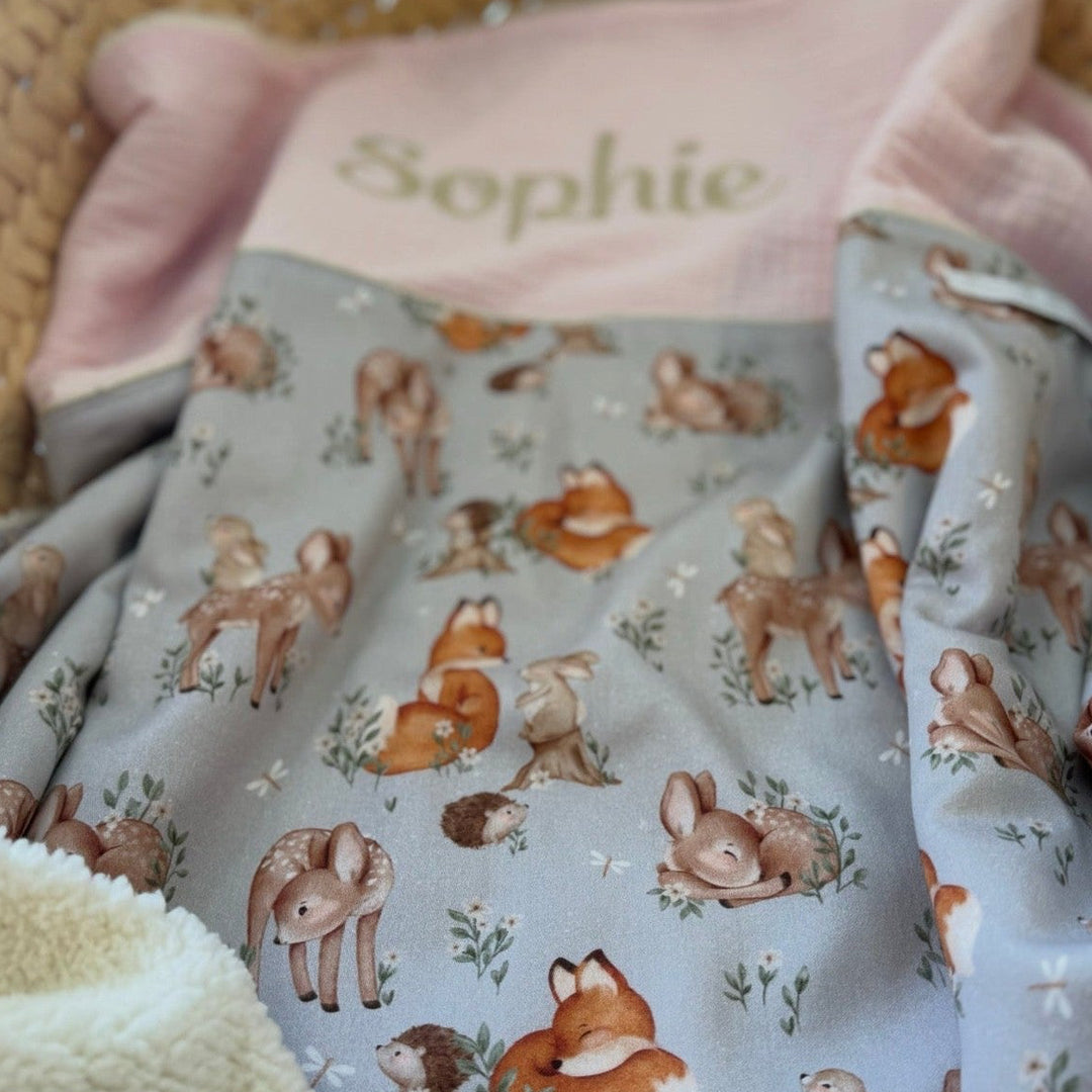 Handgemaakt Babydeken Bosdieren – Exclusieve Stoffen & met Naam Caro B Handmade