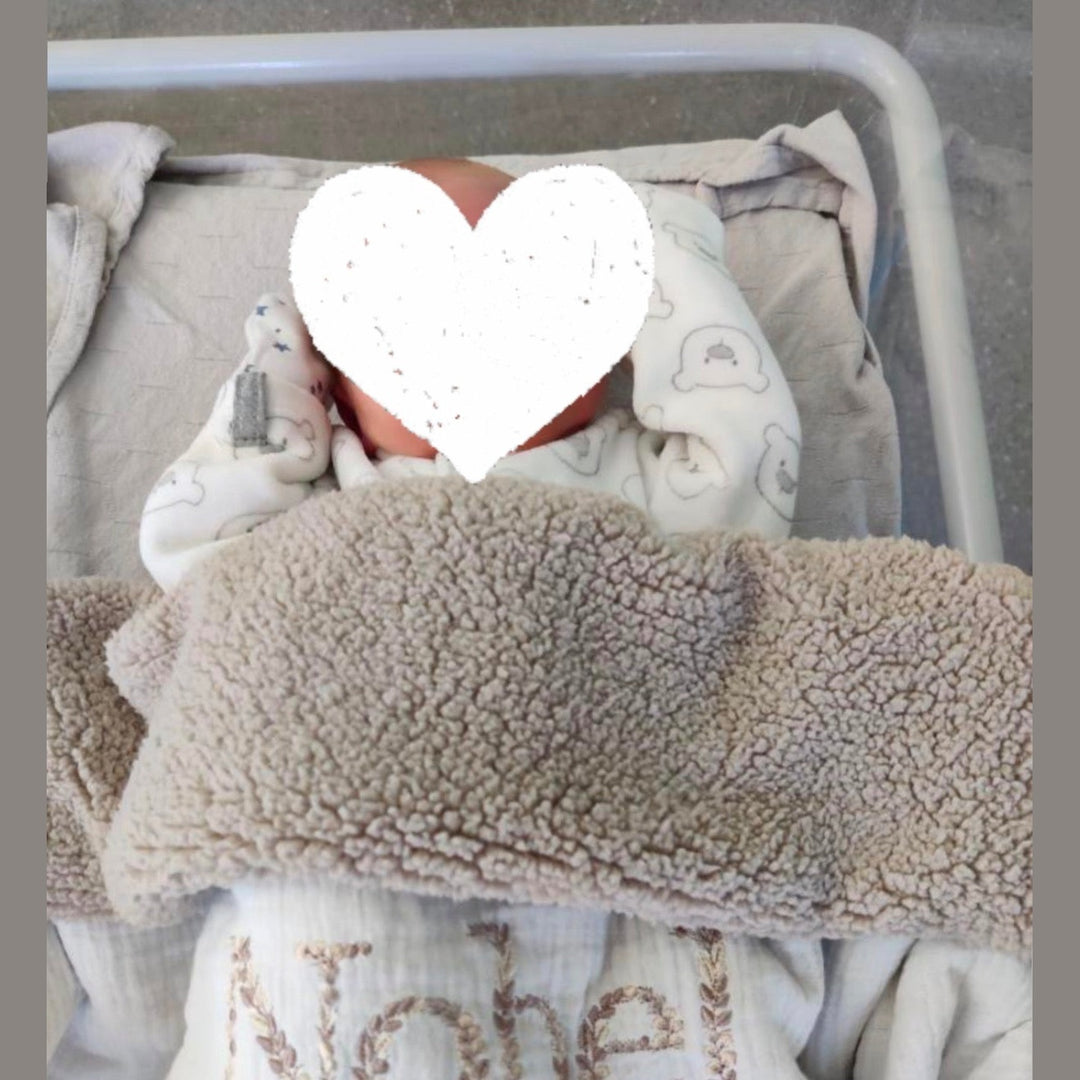 Babydeken in teddy & hydrofiel - Handgemaakt & geborduurd - Zelf samen te stellen Caro B Handmade