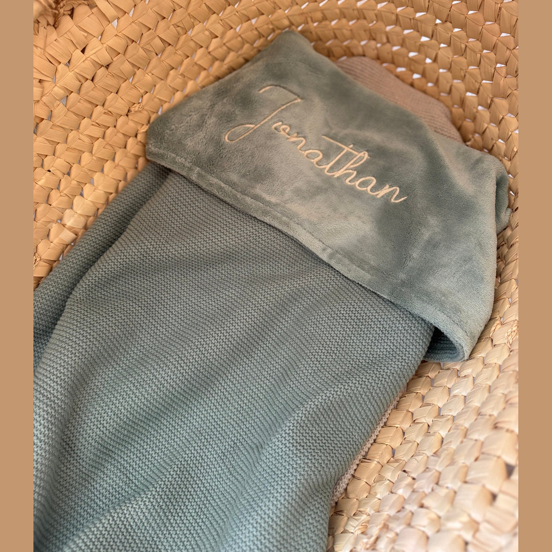 Babydeken Basic Knit Fleece – Gepersonaliseerd met naam Jollein
