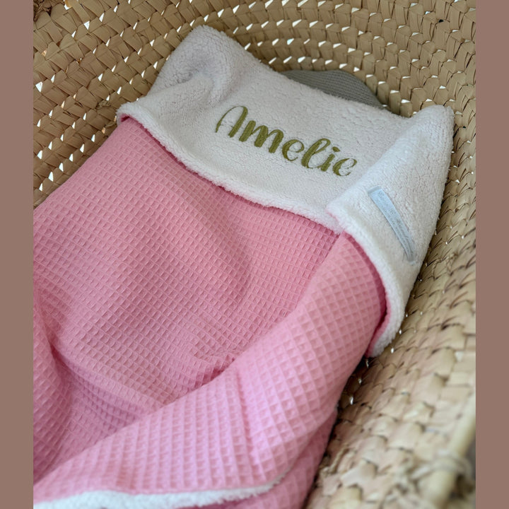 Babydeken in teddy & wafelstof - Handgemaakt & geborduurd - Zelf samen te stellen Caro B Handmade