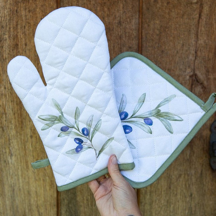 Kinderschort met ovenwant & pannenlap met nam Caro B Handmade