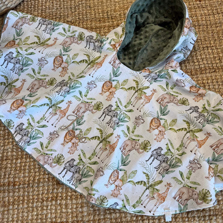 Handgemaakt Poncho Safari – Exclusieve Stoffen & met Naam Caro B Handmade