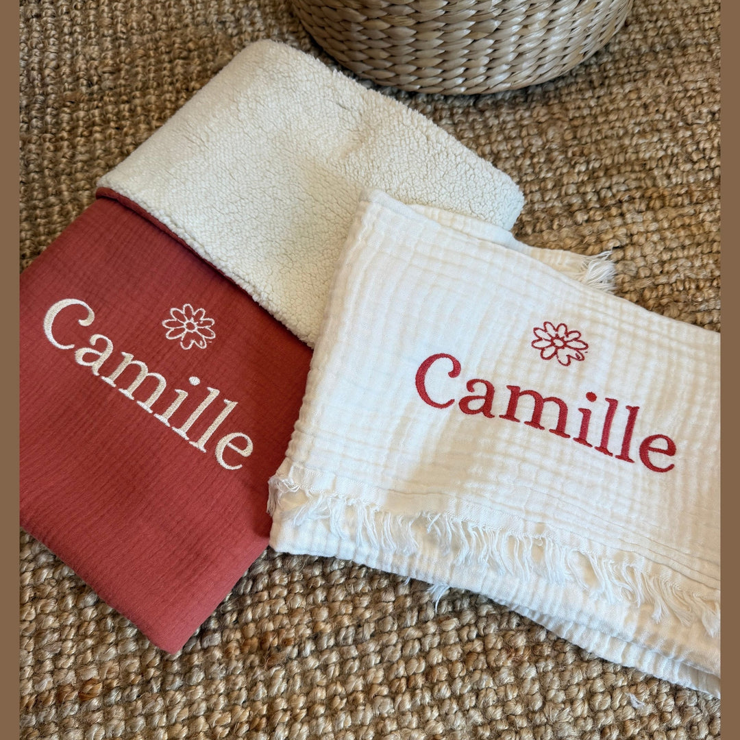 Babydeken in teddy & hydrofiel - Handgemaakt & geborduurd - Zelf samen te stellen Caro B Handmade