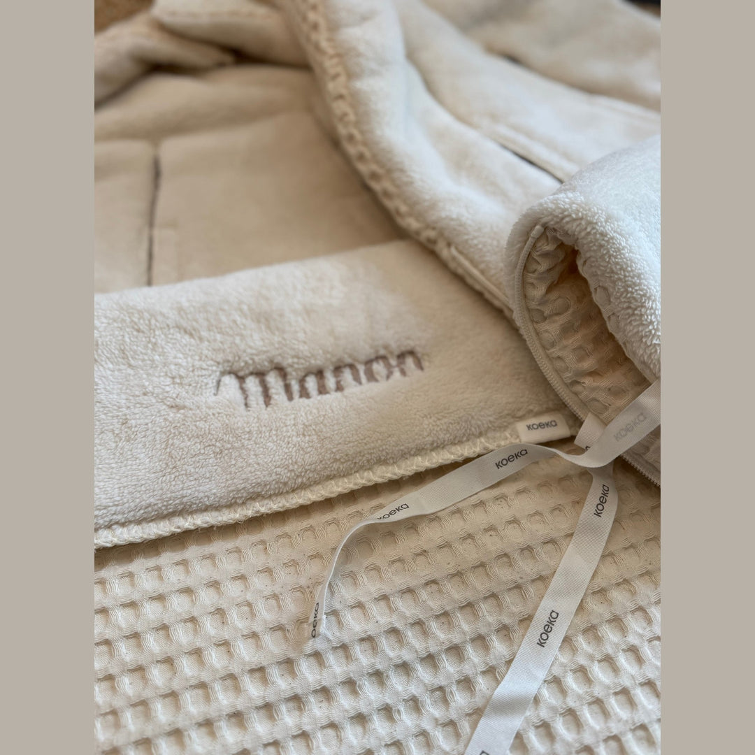 Voetenzak Wafel/teddy Oslo met Naam - Borduren - Natural Koeka