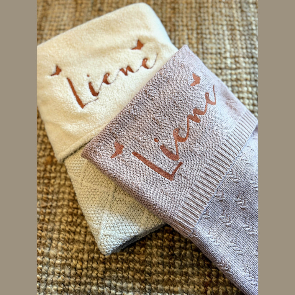 Jollein Babydeken Grain Knit met Naam - Borduren - Wild Rose - Caro B Handmade