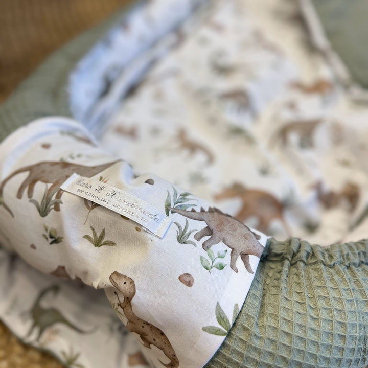 Handgemaakt Babynest Dino's – Exclusieve Stoffen & met Naam Caro B Handmade