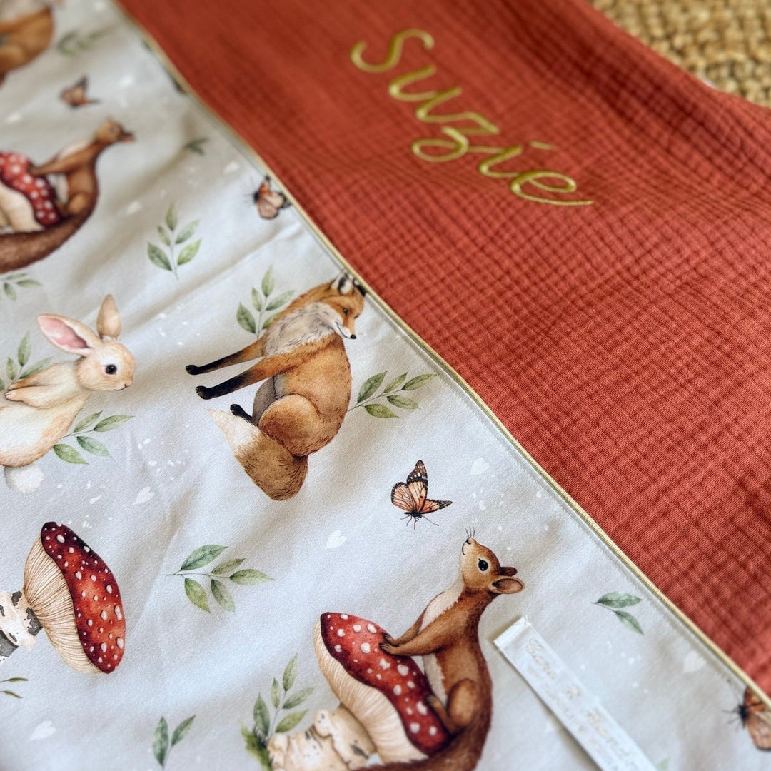Handgemaakt Babydeken Bosdieren – Exclusieve Stoffen & met Naam Caro B Handmade