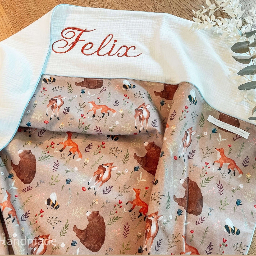 Handgemaakt Babydeken Bosdieren – Exclusieve Stoffen & met Naam Caro B Handmade