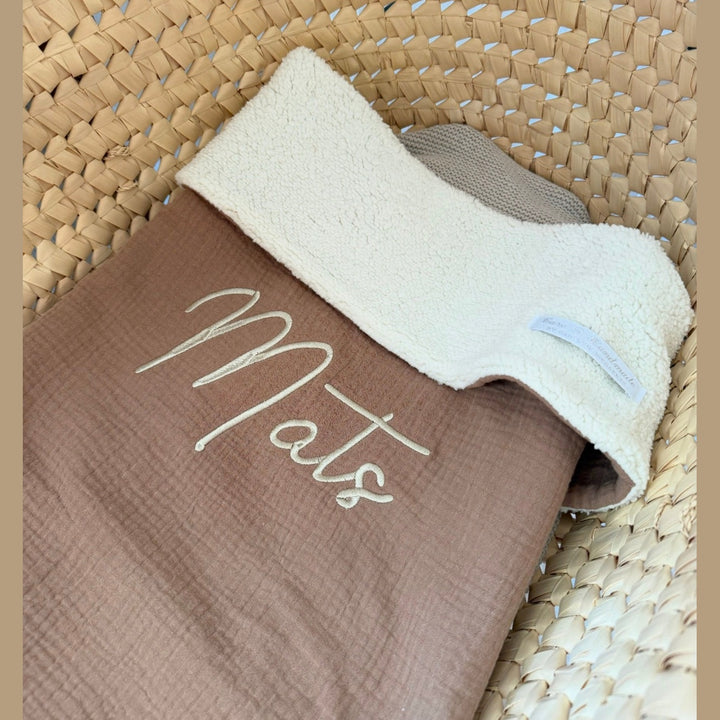 Handgemaakt babydeken in teddy & hydrofiel met naam Caro B Handmade