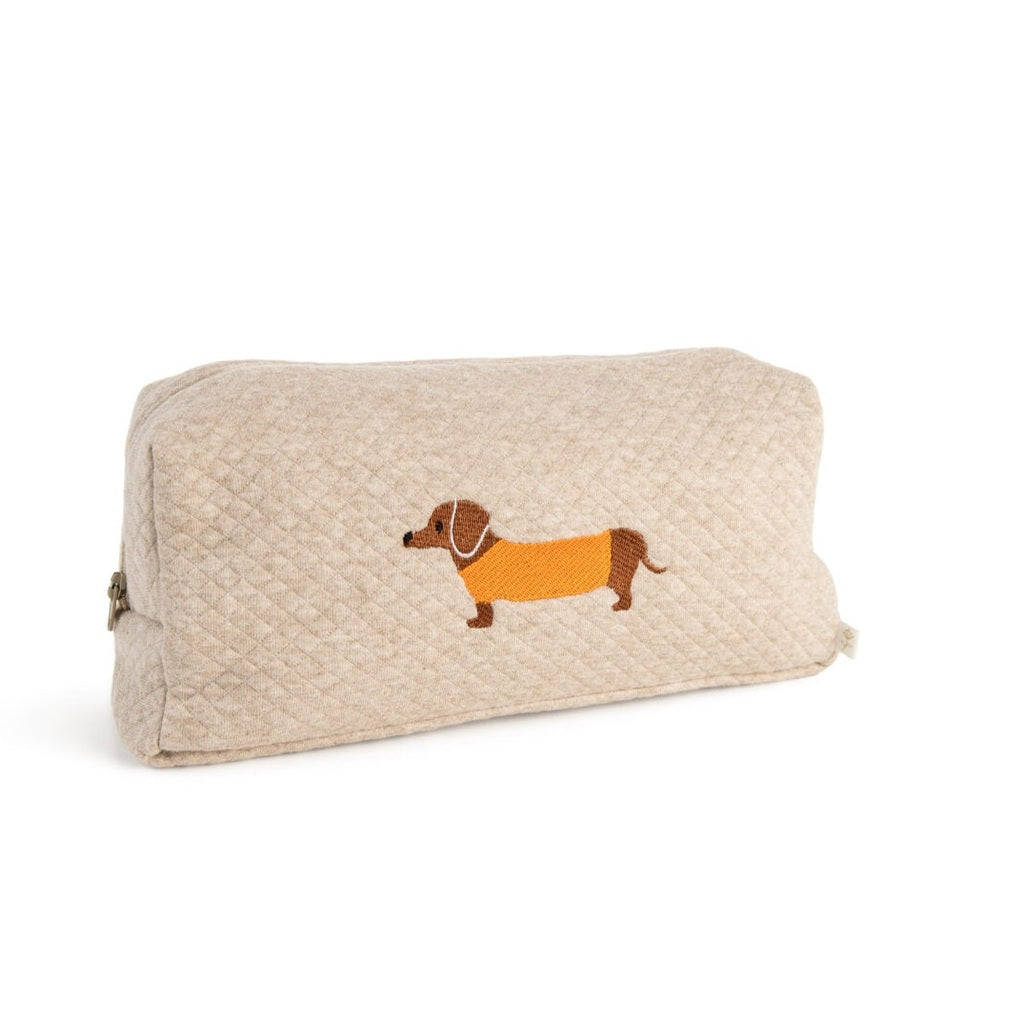 Toilettas met teckel - geborduurd - borduren - Caro B Handmade