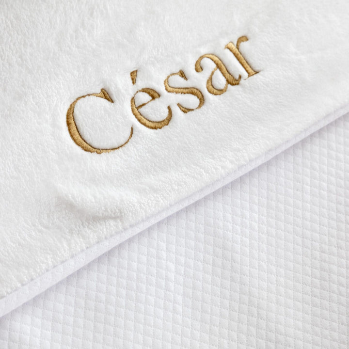 Babydeken in losange & fleece - Geborduurd met naam - Caro B Handmade