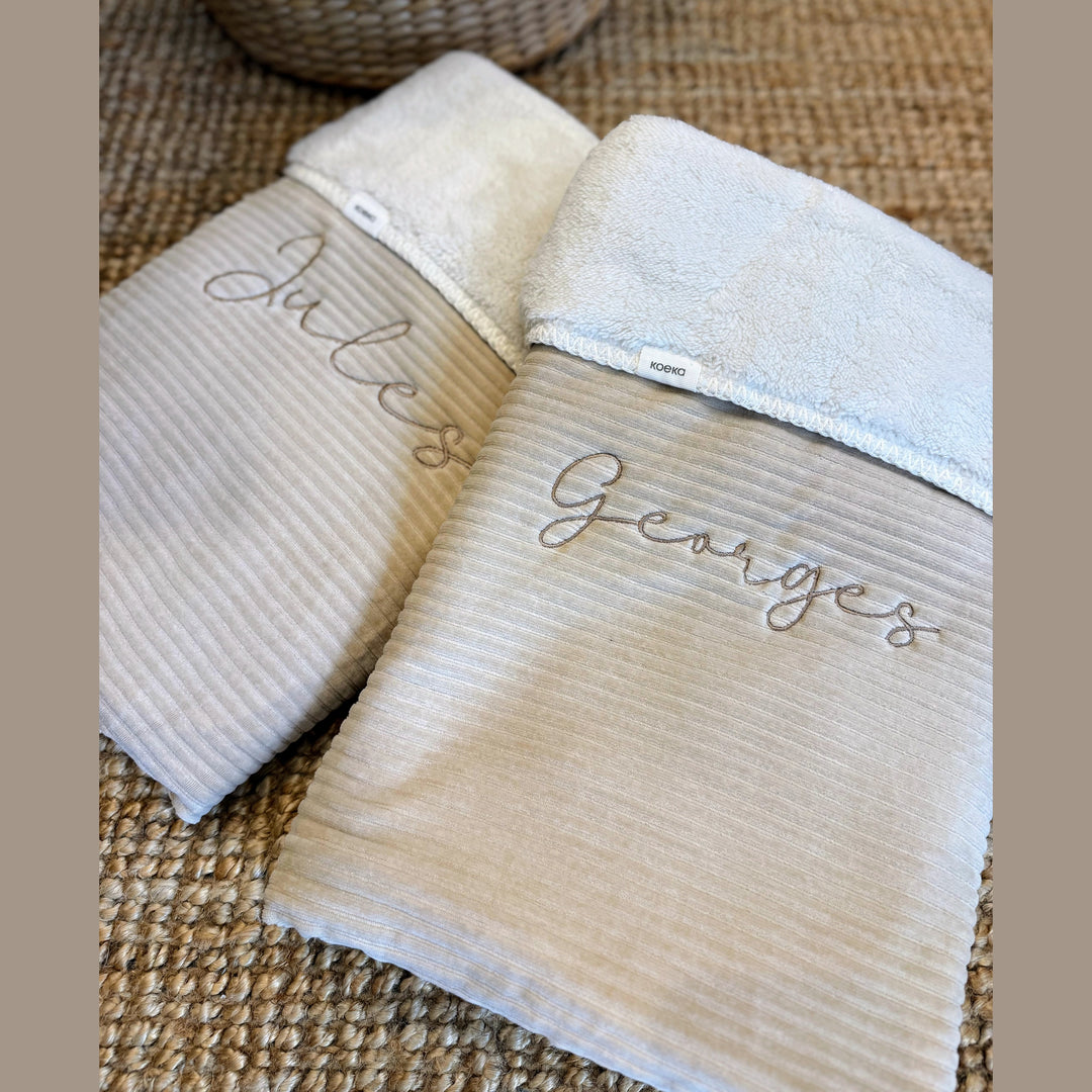 Koeka Babydeken Teddy Vik met Naam - Borduren - Sand Koeka