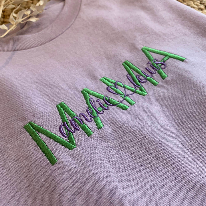 Geborduurde t-shirt voor mama, metie, oma - Moederdag - Caro B Handmade