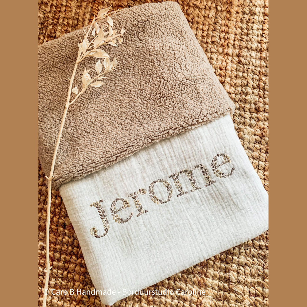 Babydeken in teddy & hydrofiel - Handgemaakt & geborduurd - Zelf samen te stellen - Caro B Handmade