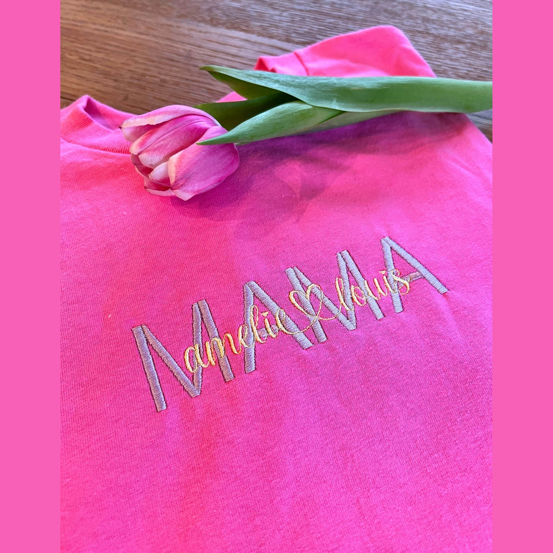 Geborduurde t-shirt voor mama, metie, oma - Moederdag - Caro B Handmade