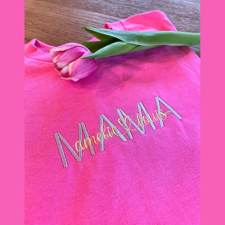 Geborduurde t-shirt voor mama, metie, oma - Moederdag - Caro B Handmade