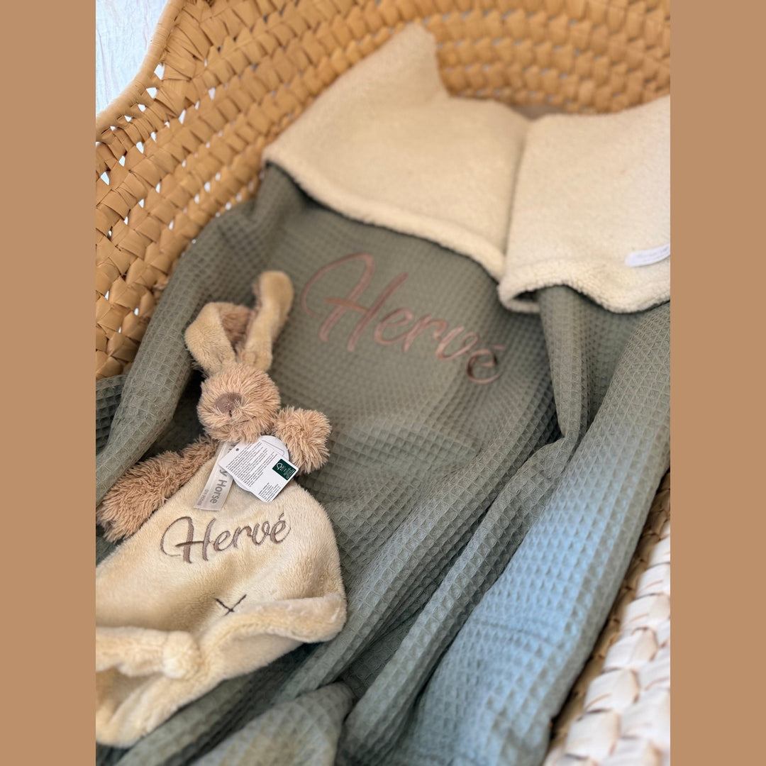 Babydeken in teddy & wafelstof - Handgemaakt & geborduurd - Zelf samen te stellen Caro B Handmade