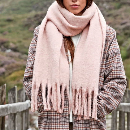 Gepersonaliseerde Fluvy Wintersjaal - Borduren met Initialen Caro B Make It Yours