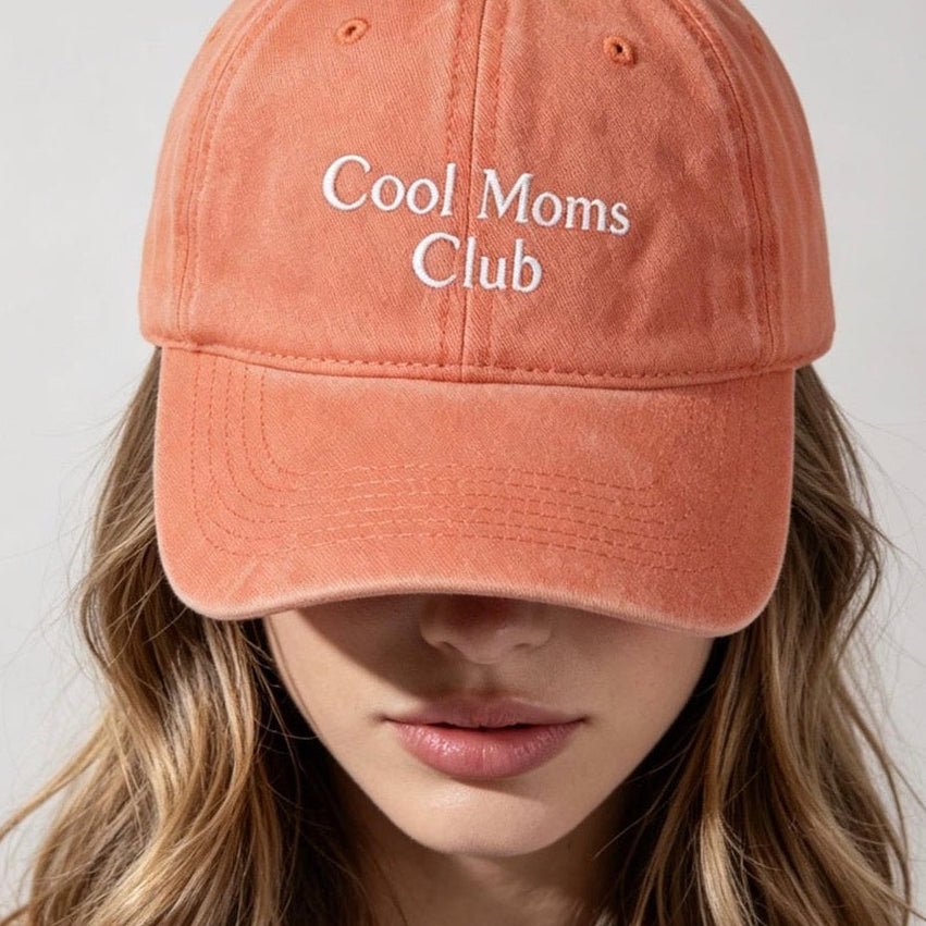 Vintage Pet COOL MOMS CLUB - Borduren Caro B Handmade - Signature Collection