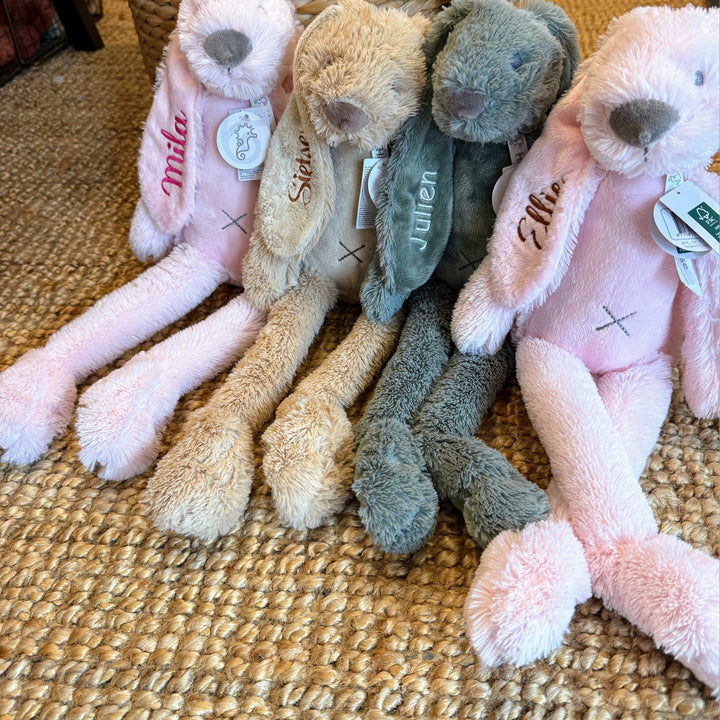 Happy Horse Rabbit Richie met Naam - Borduren Happy Horse