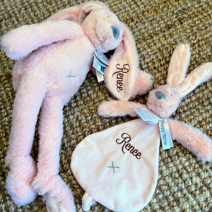 Happy Horse Rabbit Richie met Naam - Borduren Happy Horse