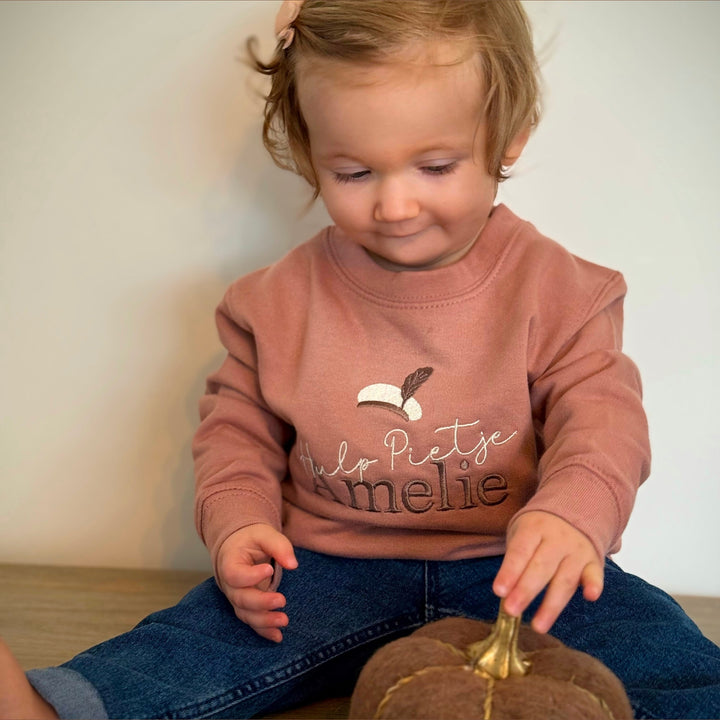 Hulp Pietjes sweater Gepersonaliseerd voor Sinterklaas Caro B Make It Yours