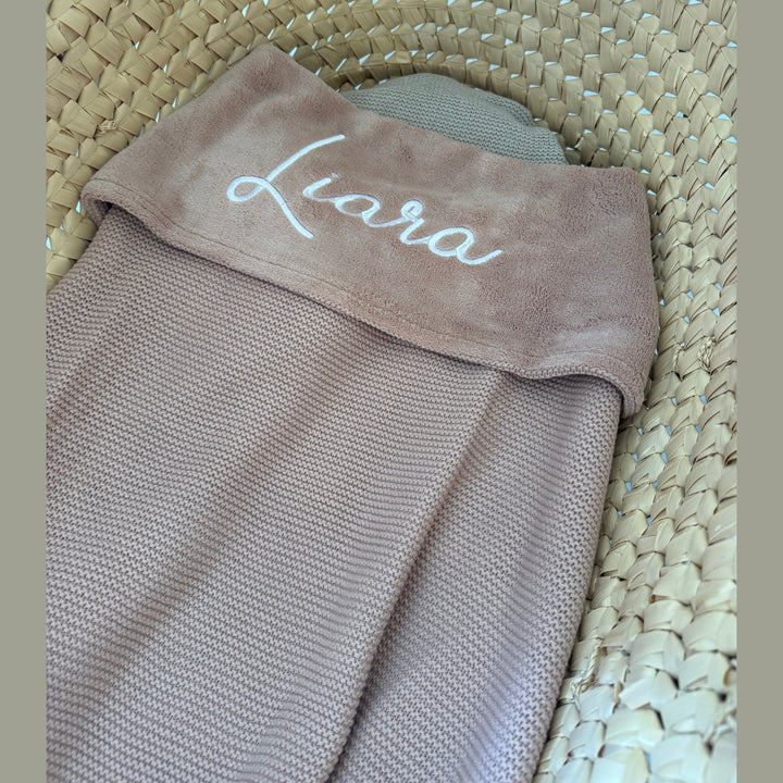Couverture bébé tricotée en polaire - Jollein - Brodée du prénom - Beige