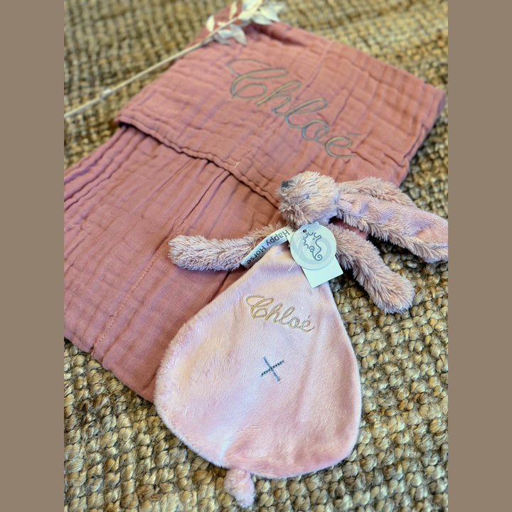 Jollein Deken Wrinkled katoen - Geborduurd met Naam - Rosewood - Caro B Handmade