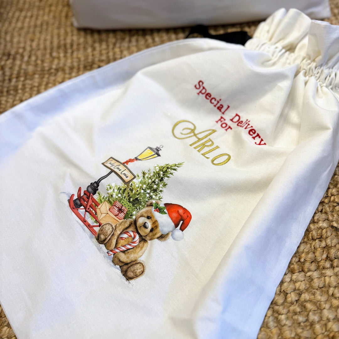 Gepersonaliseerde kerstzak met naam – “Special Delivery for…”