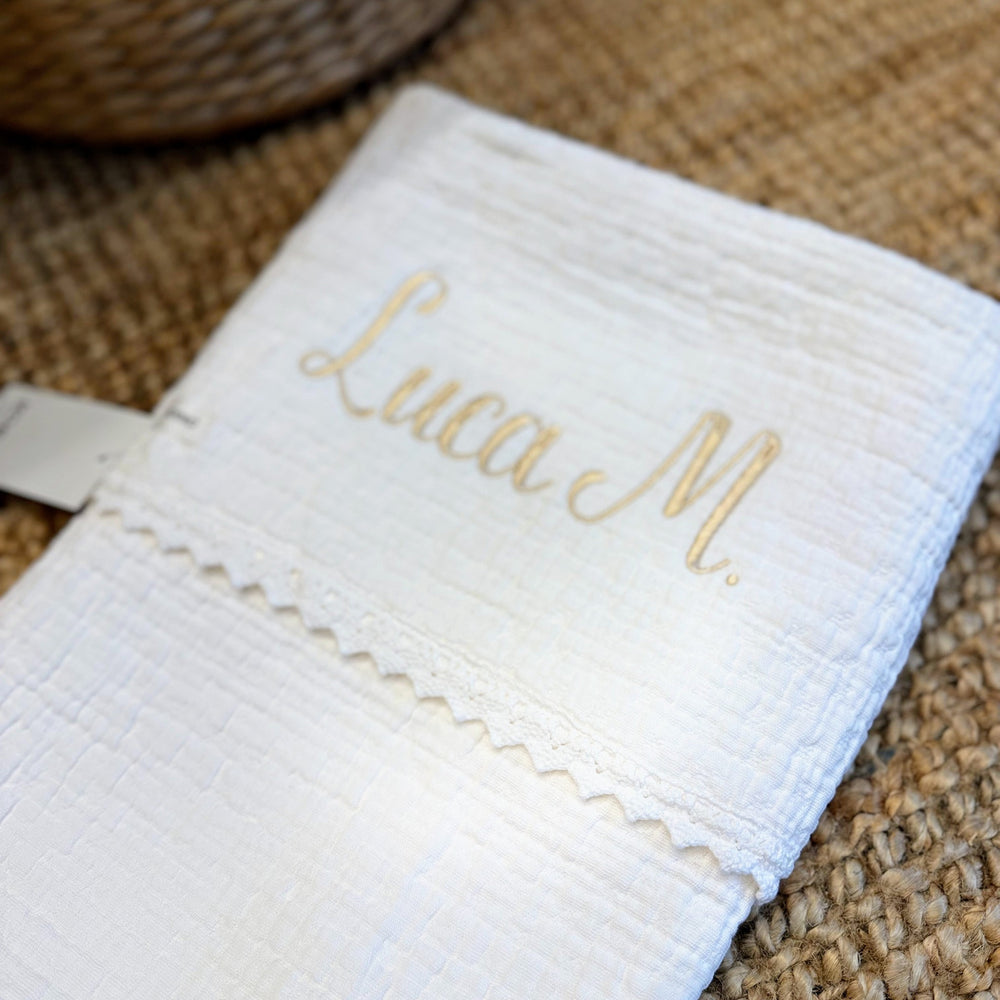 Koeka Babydeken Lace Elba met Naam - Borduren Koeka