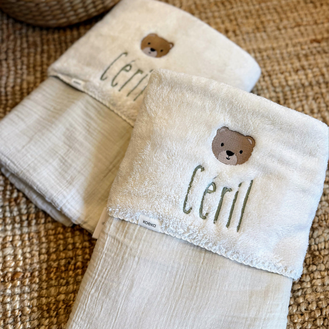 Koeka Babydeken Teddy Faro met Naam - Borduren Koeka