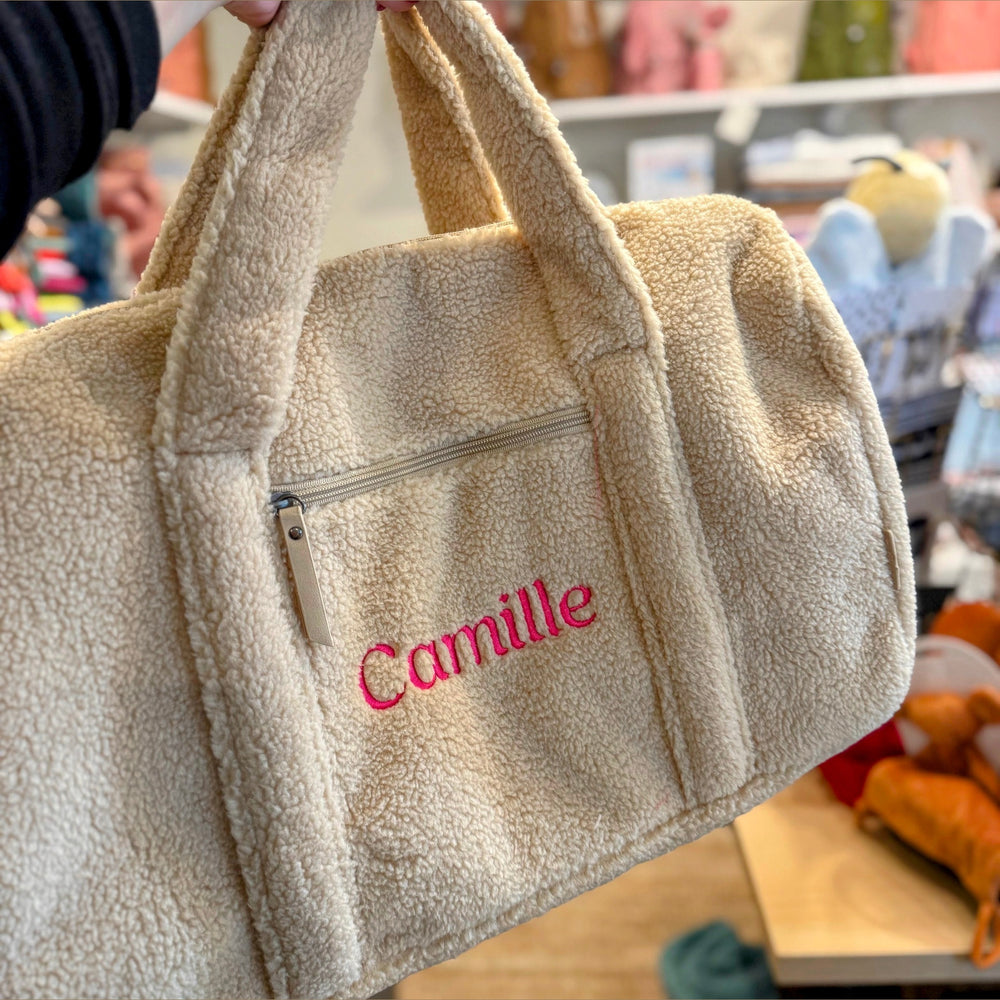 Logeertas in teddy met naam - Caro B Handmade