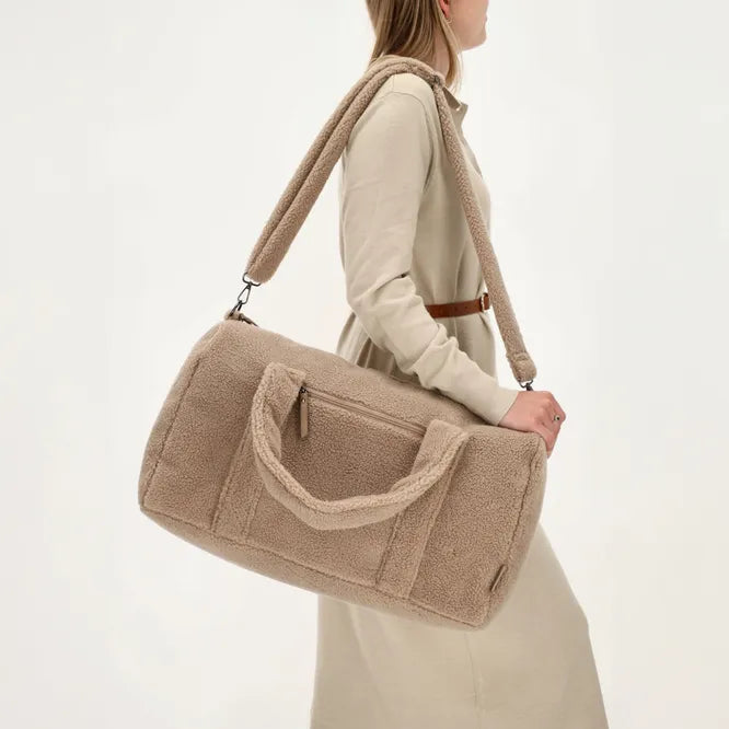 Logeertas teddy met naam - borduren - Caro B Handmade