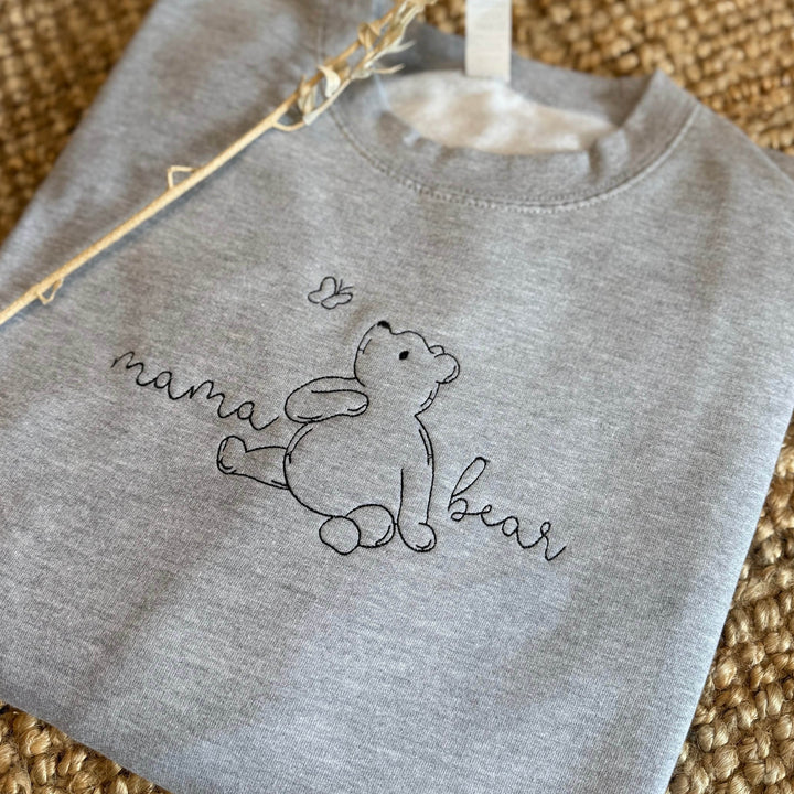 Mama Bear Sweater - Meter of Metie - Gepersonaliseerd met borduur - Caro B Handmade
