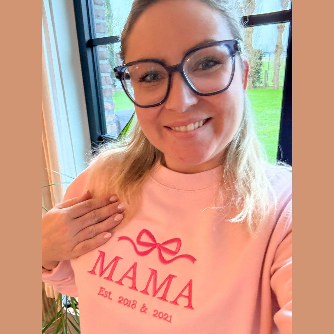 Romantische mama of metie sweater met strik Naam van de kindjes