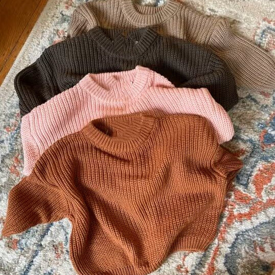 Oversized trui met naam - geborduurd met naam - verjaarsdagscadeau - cadeau - Caro B Handmade - Merchtem - Peizegem - borduren - gepersonaliseerd met naam (10)