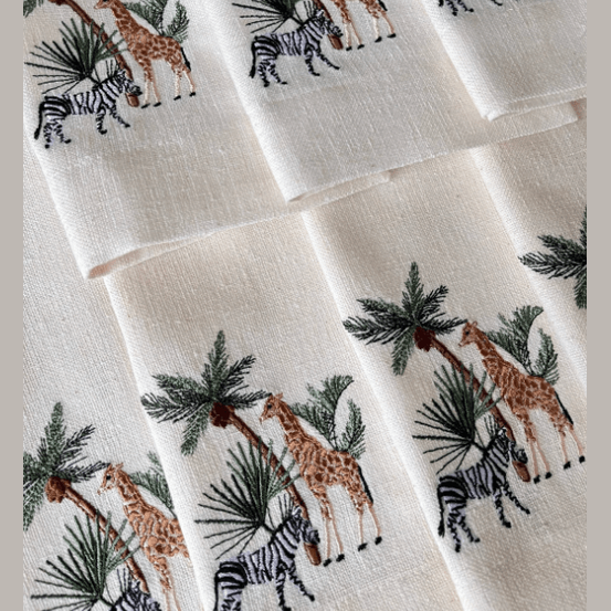 Luxe Geborduurde Theedoek – Servet & Tafeldecoratie in Één - Caro B Handmade