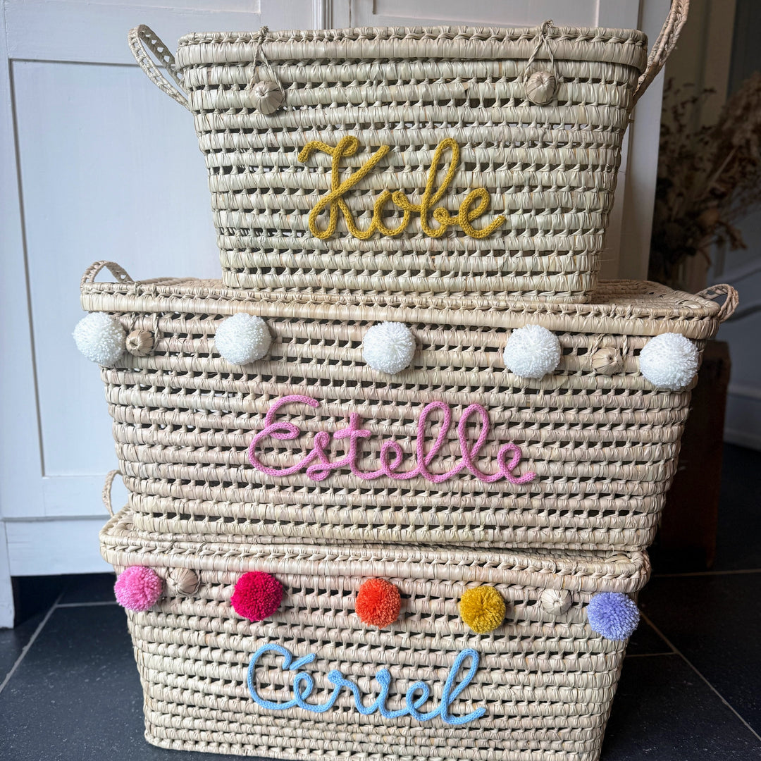 Speelgoedmand XL 60 cm palmblad met naam - Opbergmand - Mand met punnik Caro B Make It Yours