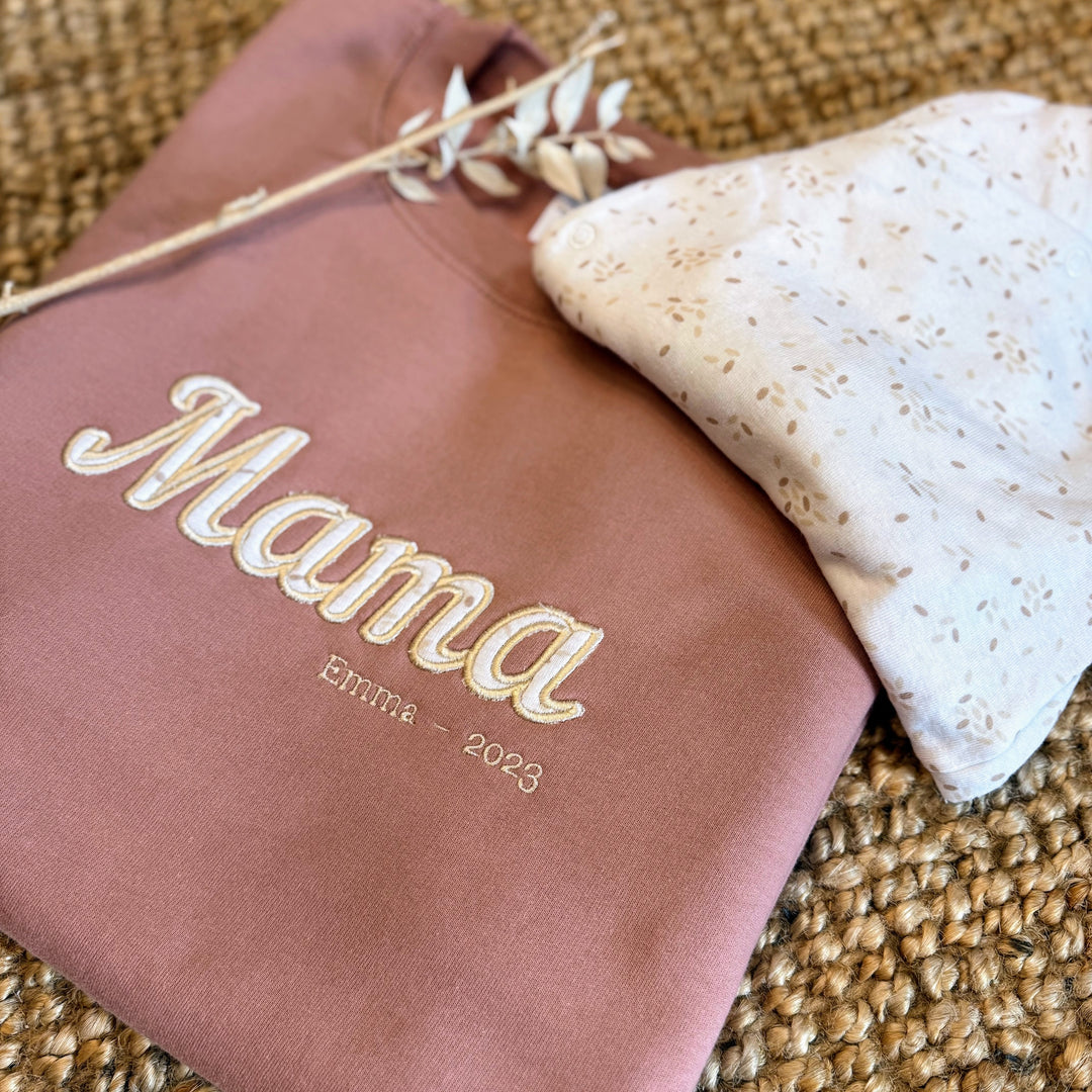 Mama sweater met babykleding - Moederdag - Herinnering aan je kraamweek