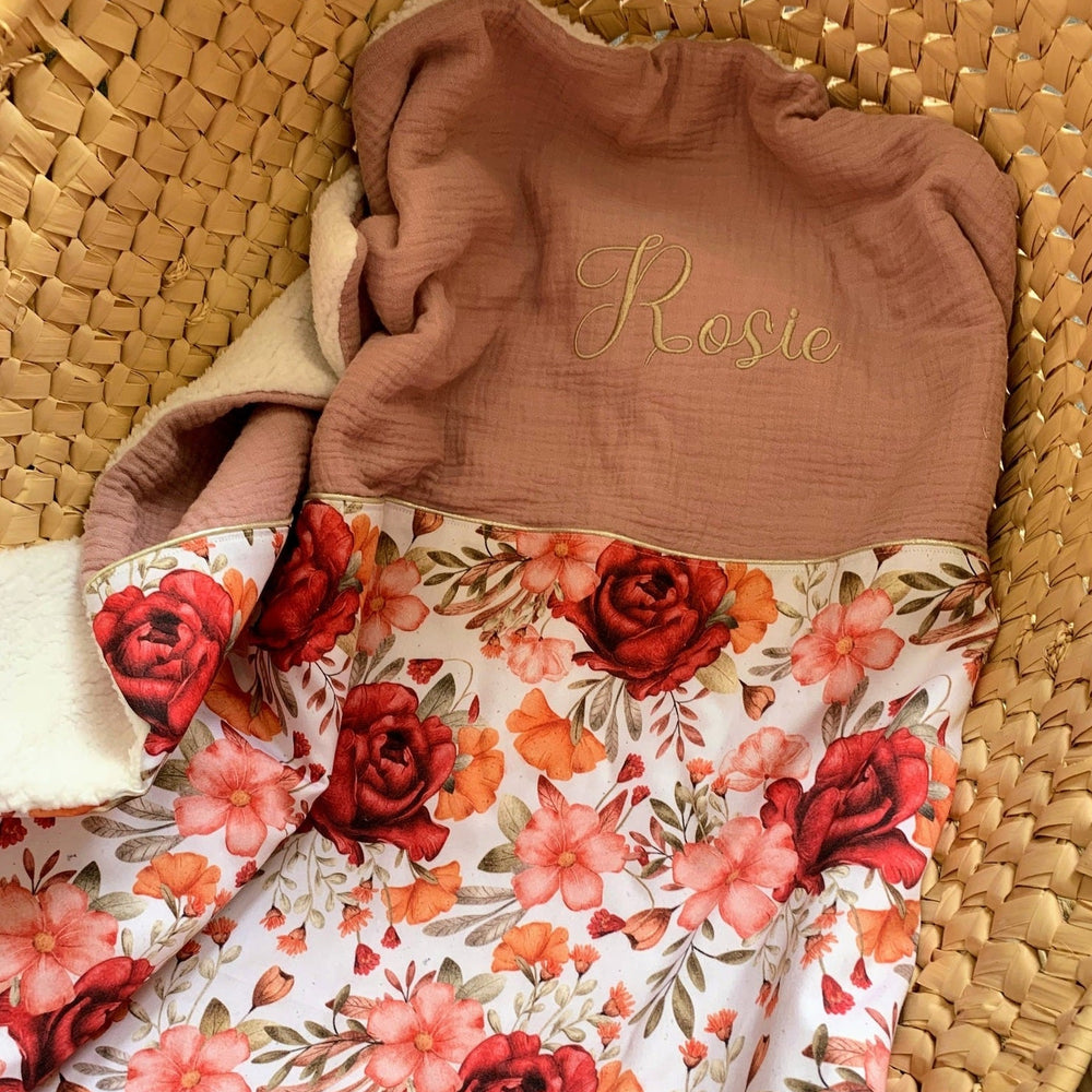 Handgemaakt Babydeken Bloemen – Exclusieve Stoffen & met Naam Caro B Handmade