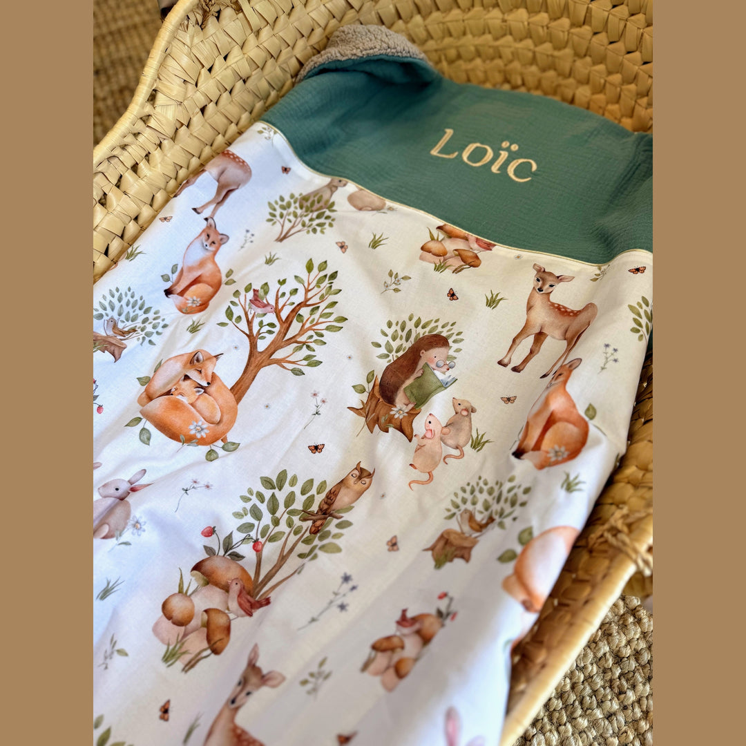 Handgemaakt babydeken met bosdiertjes & naam – Stel zelf je babydeken samen Caro B Handmade