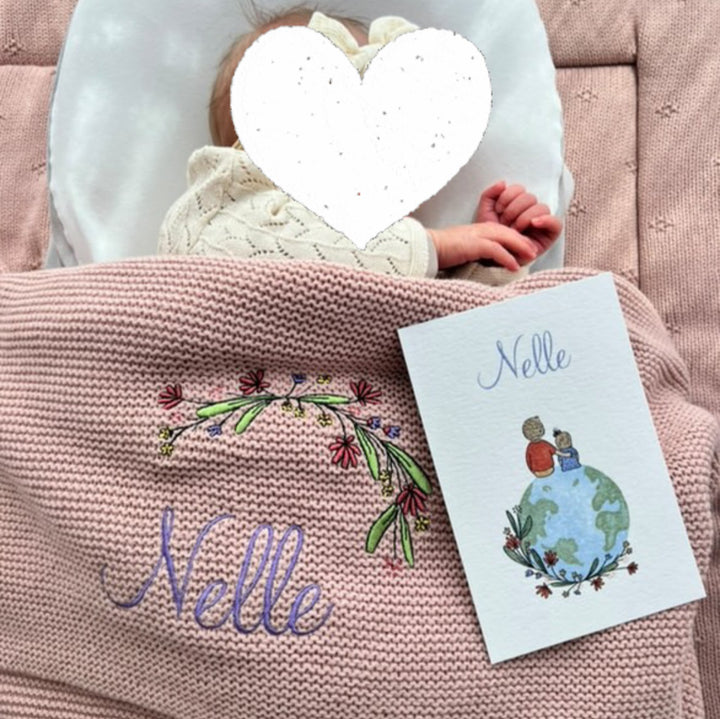 Babydekentje met geboortekaartje – jouw verhaal op zacht textiel Caro B Make It Yours