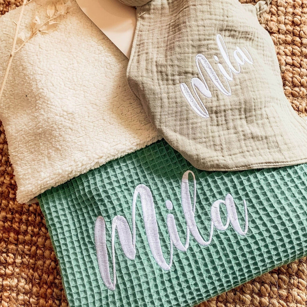 Jollein Speendoekje Bunny Ears met Naam - Borduren - Olive Green - Caro B Handmade
