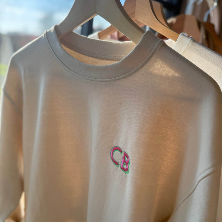 Sweater Gepersonaliseerd & Geborduurd met Initialen - Moederdag - Caro B Handmade